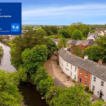 Riverside Townhouse Antrim Eksteriør billede